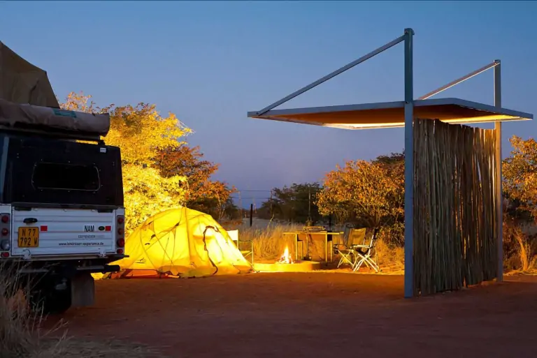 Olifantsrus Camp lors d'un safari à Etosha en Namibie