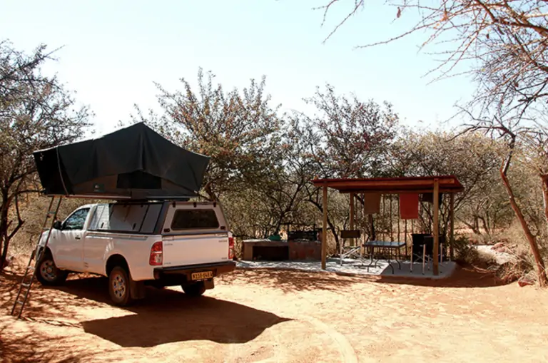 Waterberg Plateau camping lors d'un safari au Waterbeg Plateau en Namibie
