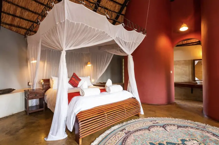 Mukambi Safari Lodge lors d'un safari dans le parc national Kafue en Zambie